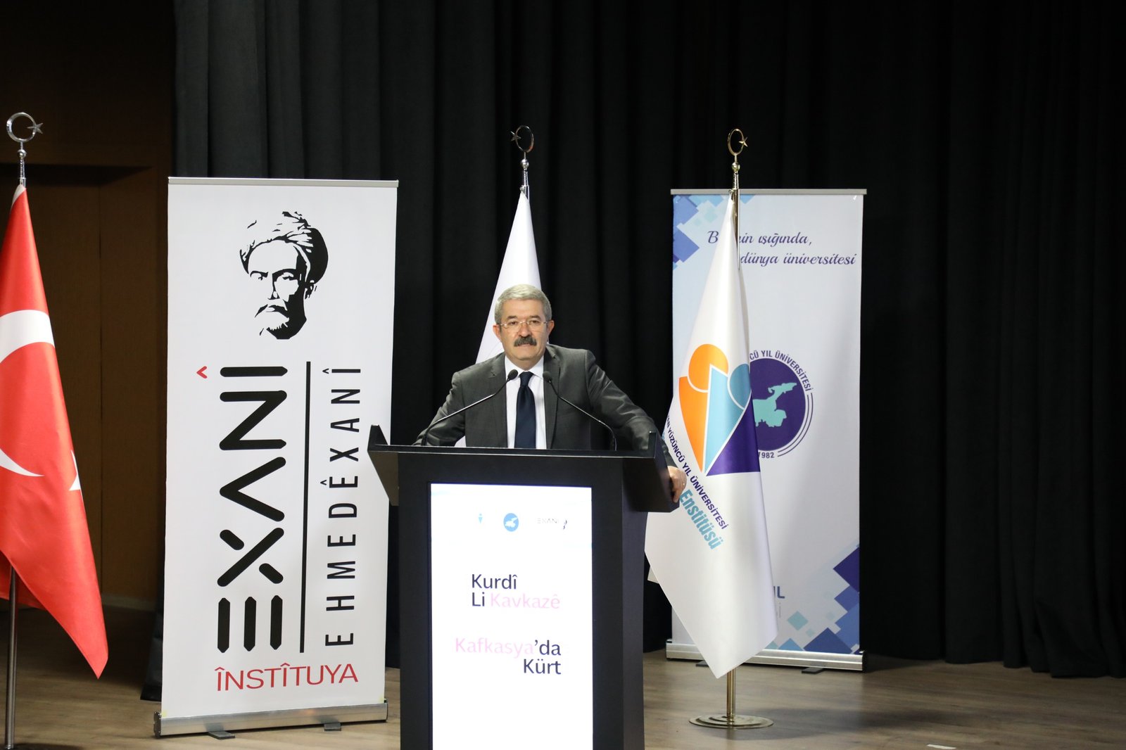 Panela Edebiyata Kurdî li Kavkazê